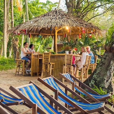 Baan Mai Beachfront Lone Island Пхукет Екстер'єр фото